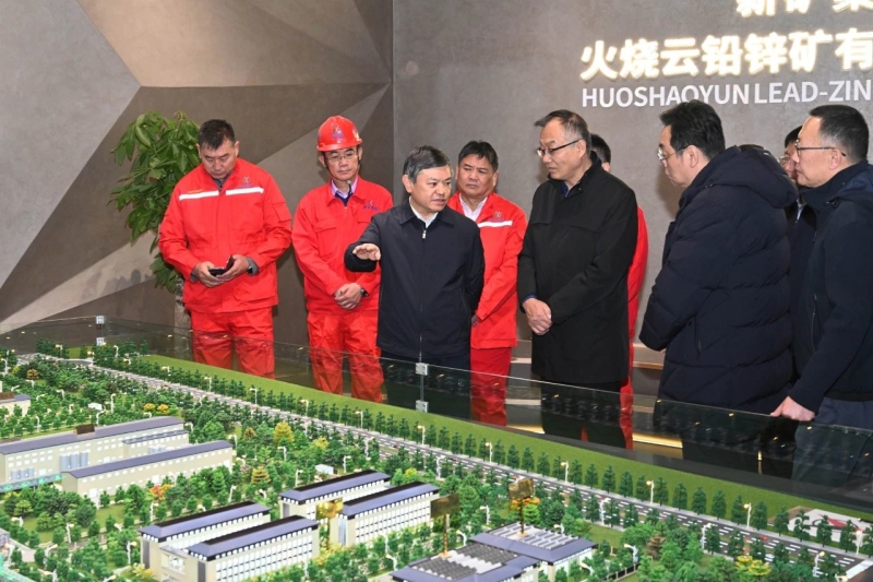 生態(tài)環(huán)境部部長黃潤秋赴新疆維吾爾自治區(qū)和新疆生產(chǎn)建設(shè)兵團(tuán)調(diào)研生態(tài)環(huán)境保護(hù)工作